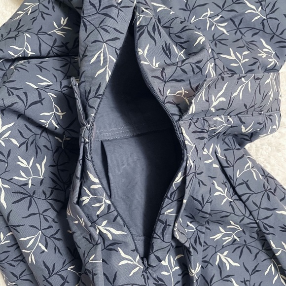 Final Price Drop- GAP Blue Floral Dress - Picture 4 of 8